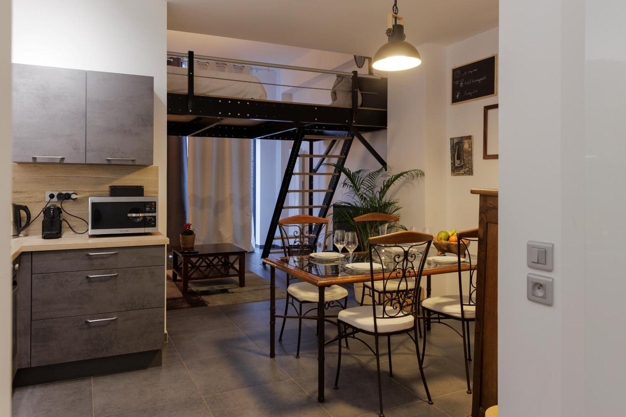 Manhattan Loft - Centre - 5 Mn A Pied Gare - Parking Prive - Patio 特鲁瓦 外观 照片