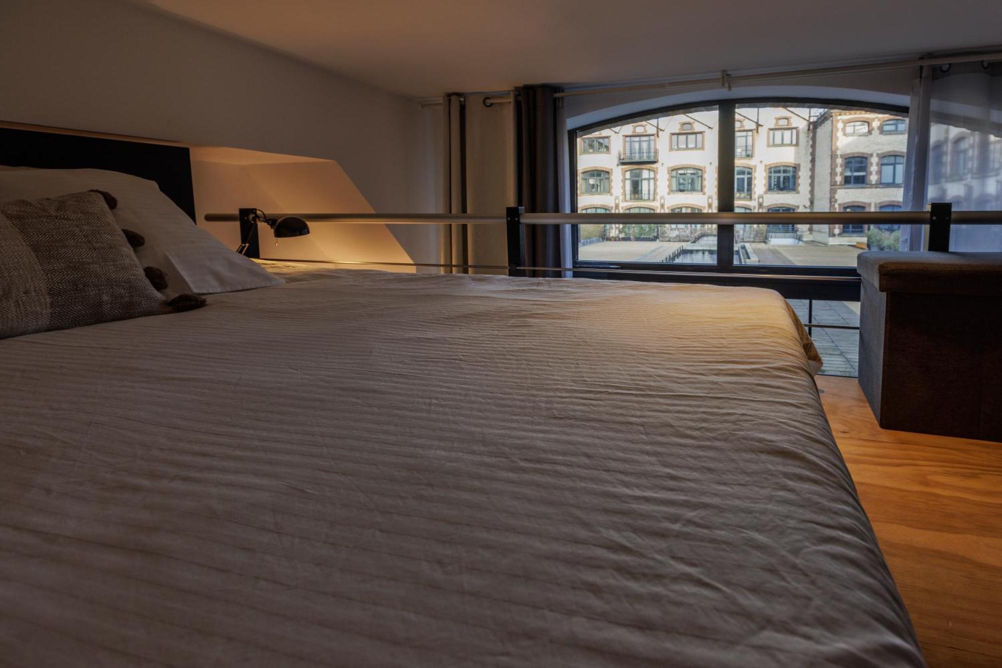 Manhattan Loft - Centre - 5 Mn A Pied Gare - Parking Prive - Patio 特鲁瓦 外观 照片